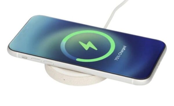 Wheat straw wireless charging pad