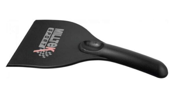 Curved plastic ice scraper (Black)